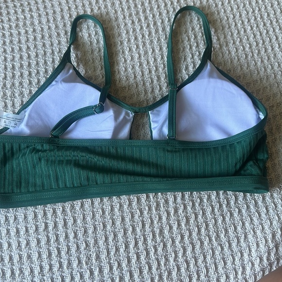 NWOT Green Ribbed Bralette - Picture 2 of 2